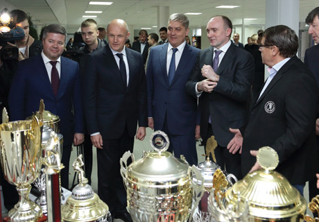 Школа Трактор