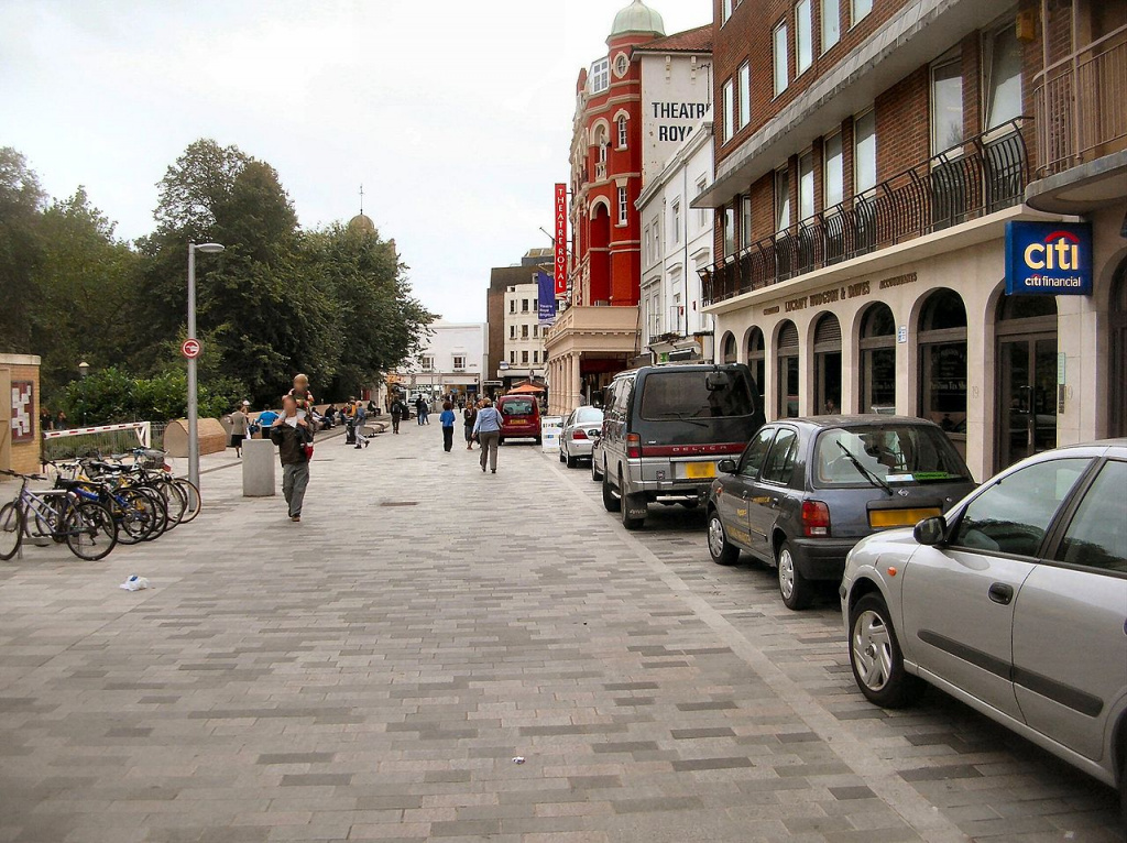 1280px-New_Road,_Brighton_-_shared_space.jpg 1280px-New_Road,_Brighton_-_shared_space.jpg