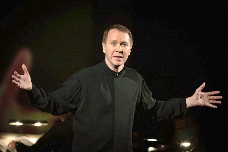 На концерт Евгения Миронова в Челябинске осталось шесть билетов