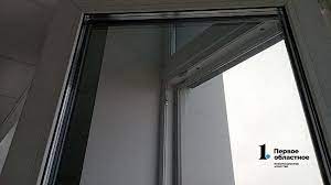 В Челябинске под окнами многоэтажки нашли тело мужчины