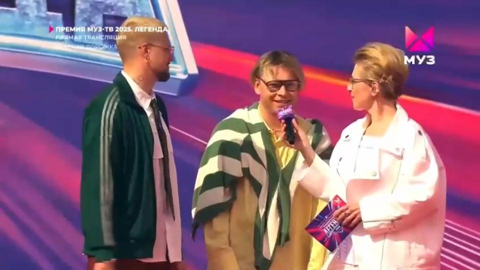 Группа NLO поделилась впечатлениями от выступления в челябинском Париже