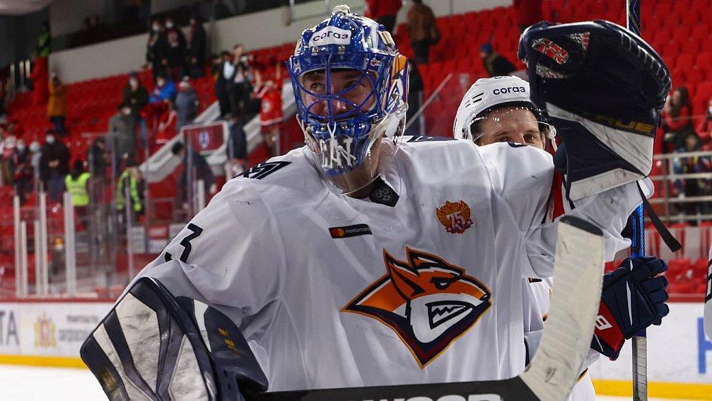 Голкипер магнитогорского «Металлурга» Василий Кошечкин вышел в лидеры по статистике в КХЛ