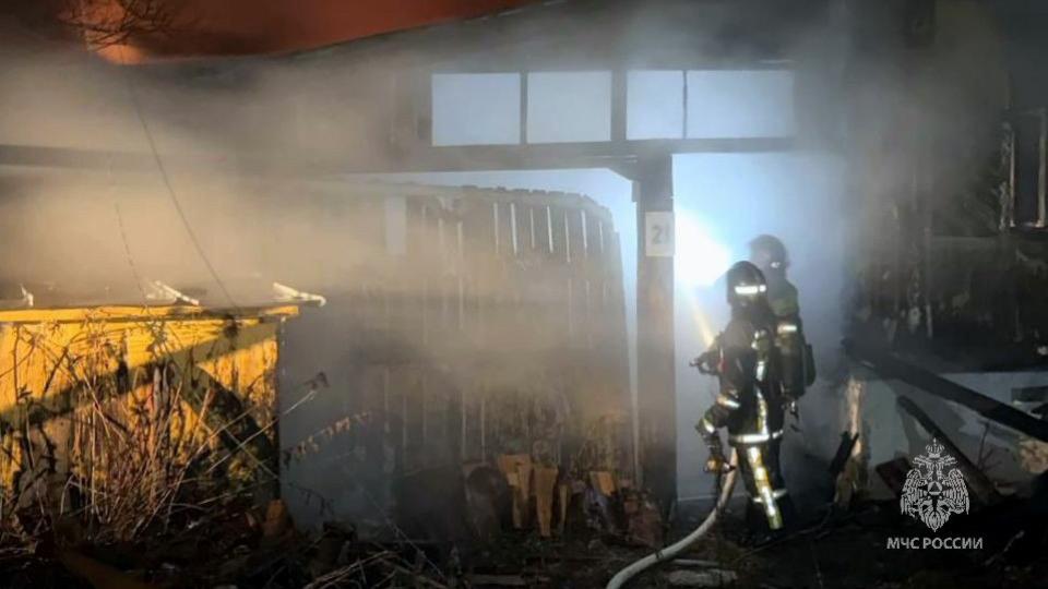 Пенсионер погиб на пожаре из‑за непотушенной сигареты в Челябинской области