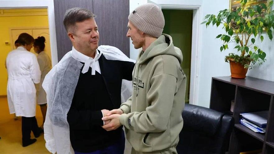 Станислав Мошаров навестил участников СВО, проходящих реабилитацию