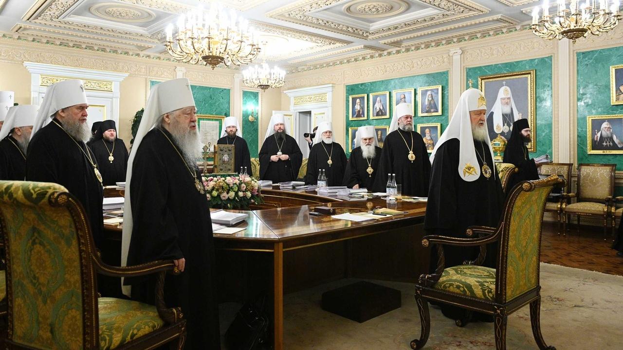 кабинет владыки церковь 18 век. патриархия. священнослужители храма христа спасителя в москве. епископ феофилакт дмитровский. кто патриарх подольский.