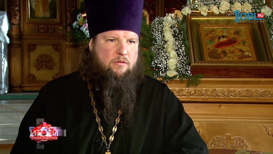 Челябинский священник стал знаменитым, благодаря собственным стихотворениям. 