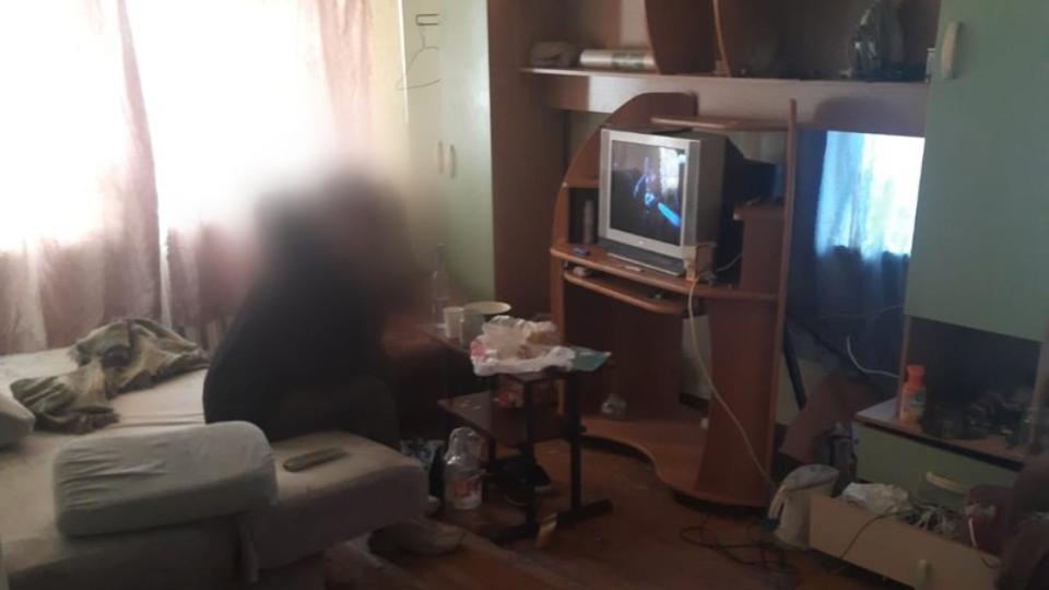 В Копейске накрыли наркопритон, организованный в квартире местного жителя