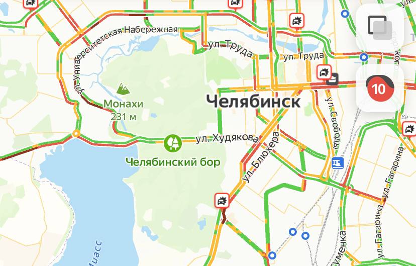 Челябинск встал в десятибалльных пробках