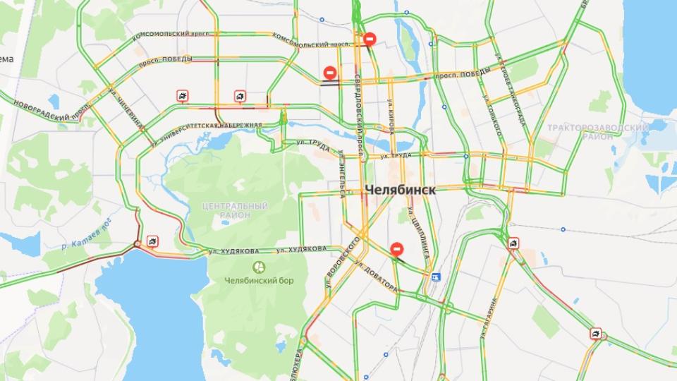 Несколько ДТП стали причиной семибалльных пробок в Челябинске утром 15 сентября