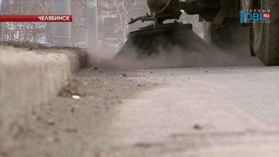 На уборку дорог выйдут 20 новых "пылесосов"