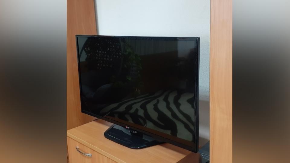 Рецидивистка украла телевизор из арендованной квартиры в Магнитогорске