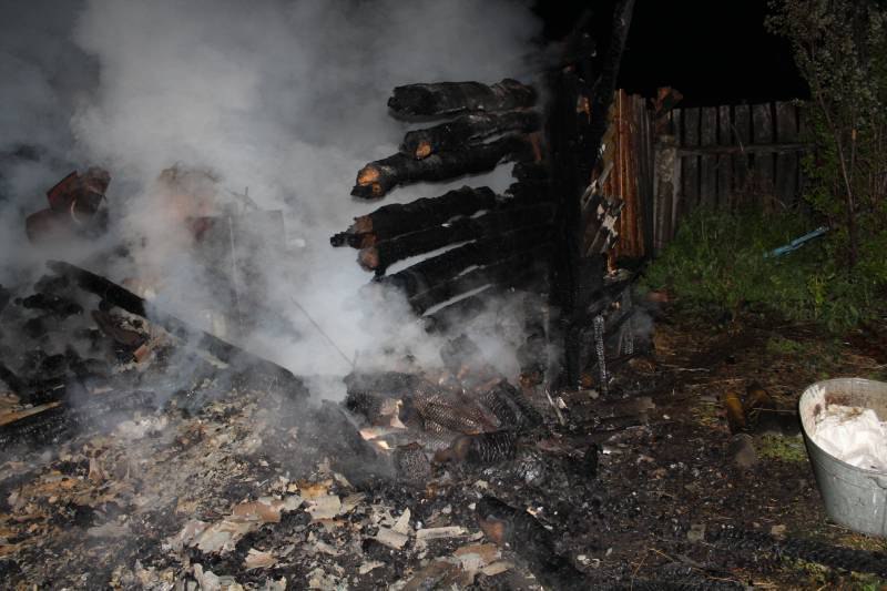 В Челябинской области мужчина из‑за обиды поджег баню сожительницы