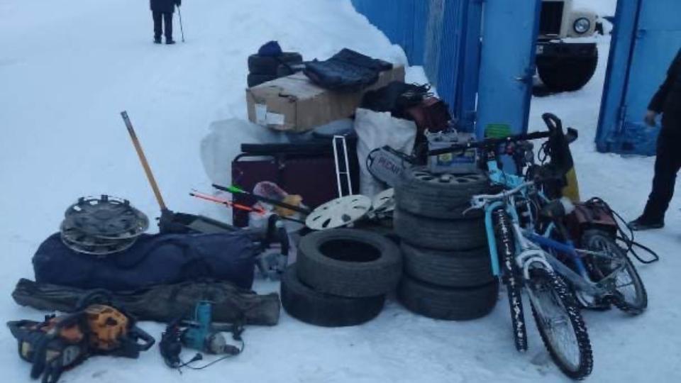 Троих жителей Кыштыма осудят за кражи из гаражей на 600 тысяч рублей