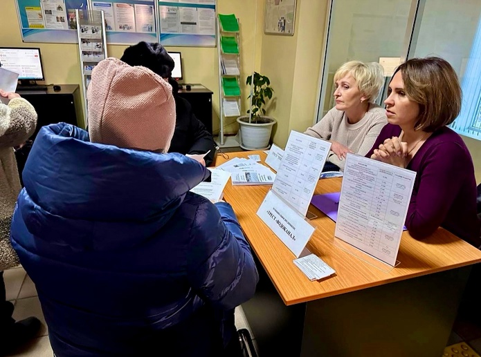 Для ушедших в простой сотрудников обувной фабрики в Магнитогорске прошла ярмарка вакансий