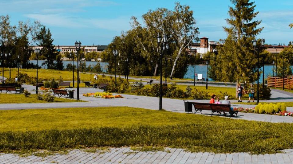 Парк на более чем 24 тысячи «квадратов» обустроили в Челябинской области по нацпроекту