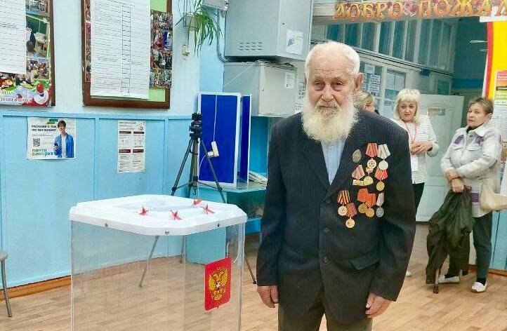 В Челябинской области активно голосуют жители старше 90 лет