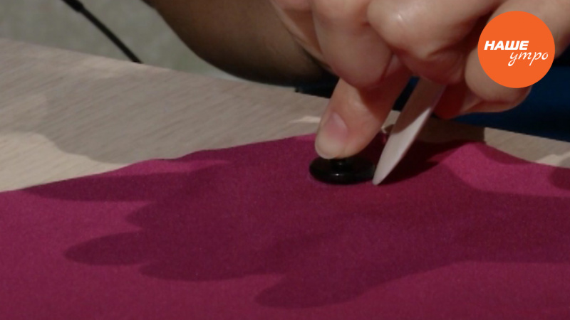 Обтягиваем пуговицу тканью