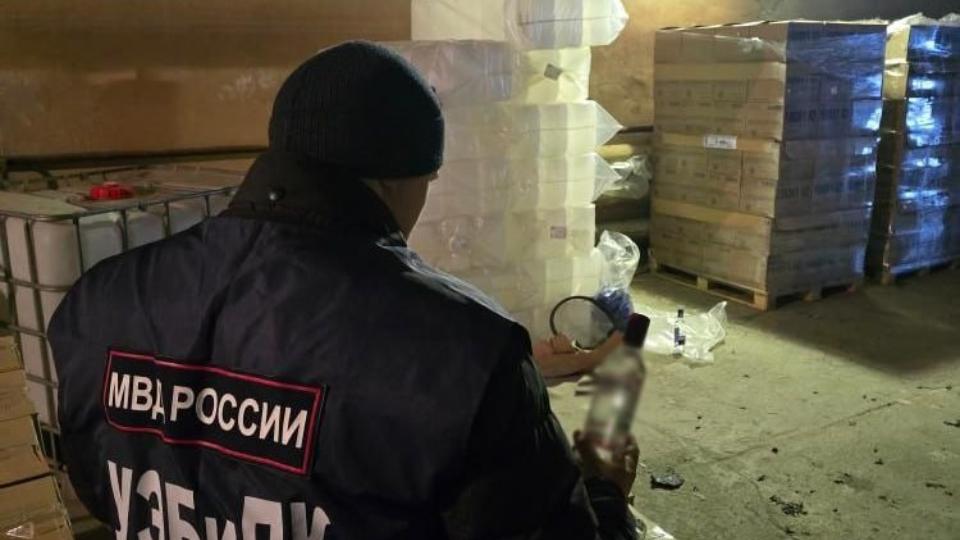 Более 141 тыс. литров паленого алкоголя изъяли в Челябинской области в 2025 году