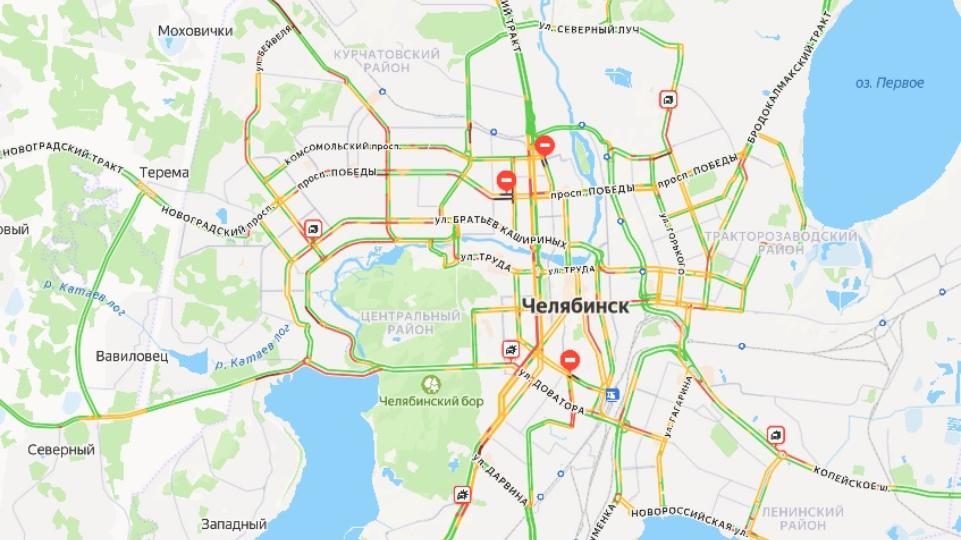 Утренние пробки в Челябинске достигли 9 баллов