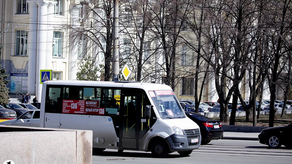 В Челябинске передумали менять схему движения автобусов по 348‑му маршруту 