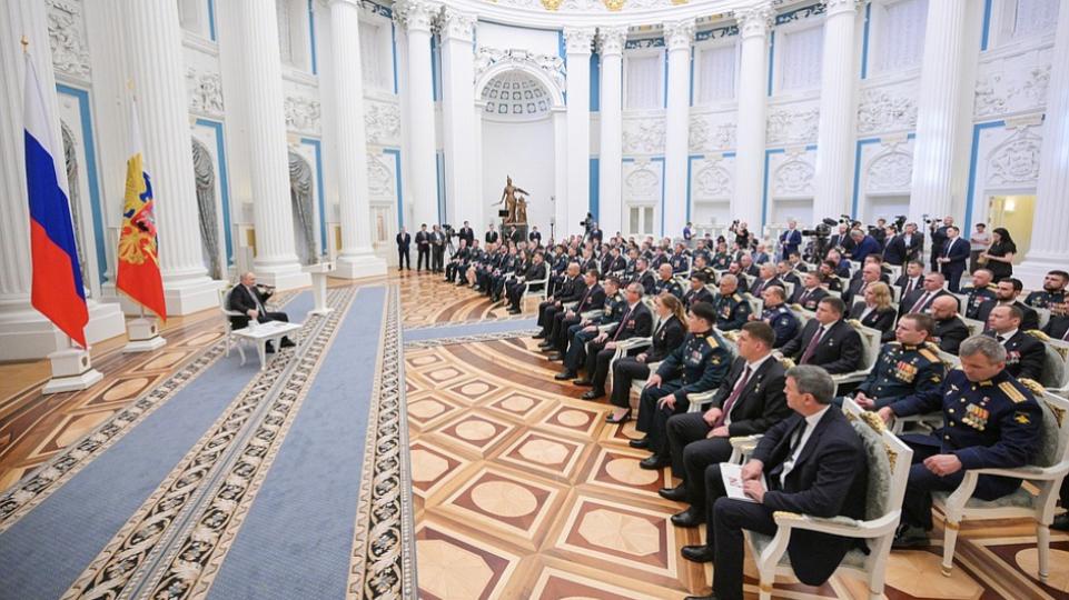 Владимир Путин поддержал участие выпускников «Времени героев» в выборах в Госдуму