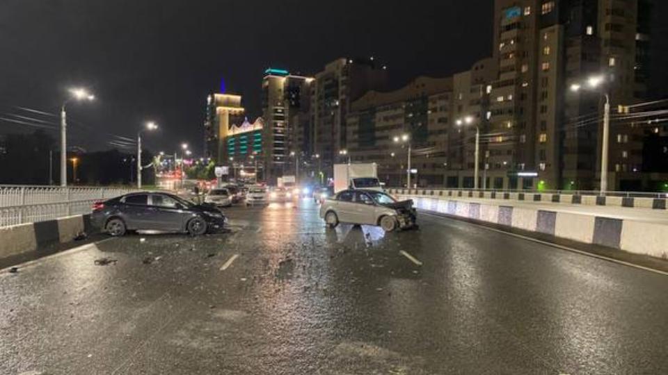 Четверо взрослых и двое детей пострадали в ДТП в центре Челябинска