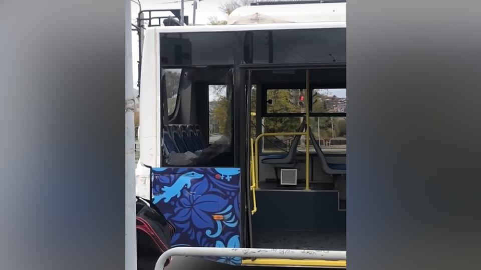 В Миассе автомобиль «Урал» врезался в троллейбус с пассажирами
