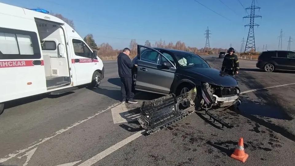 В массовом ДТП под Челябинском пострадали шесть человек