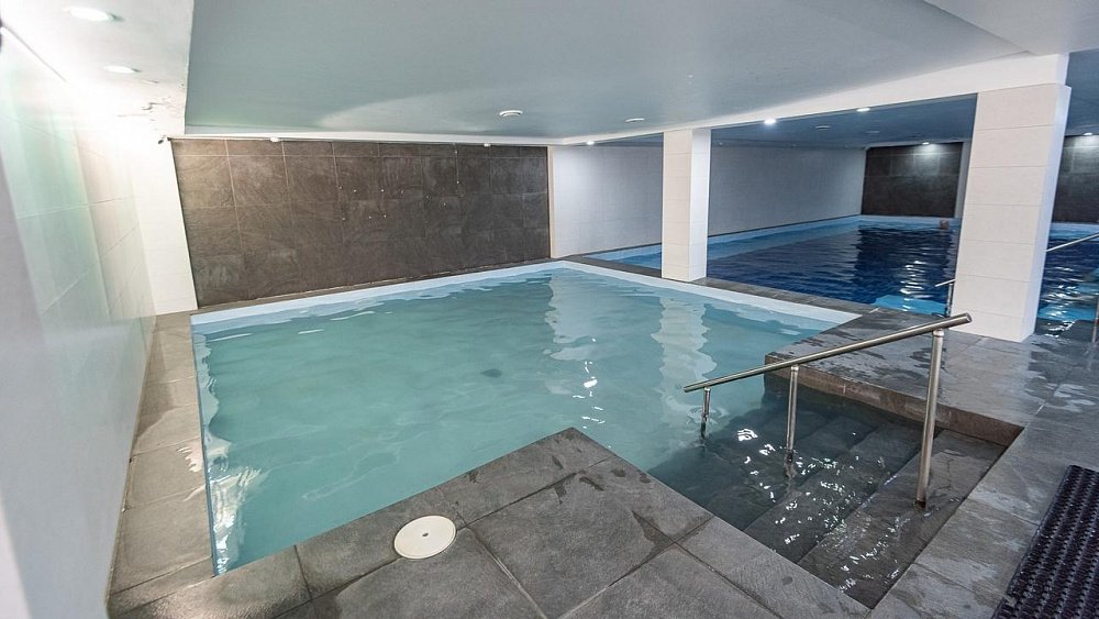 Экс-директор термального комплекса в Еткульском районе пойдет под суд за гибель 11‑летней девочки в бассейне