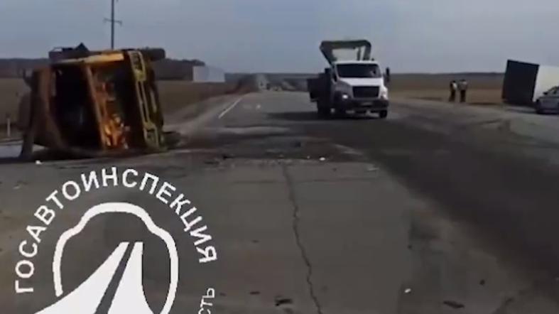 Водитель грузовика погиб в ДТП с КамАЗом под Челябинском