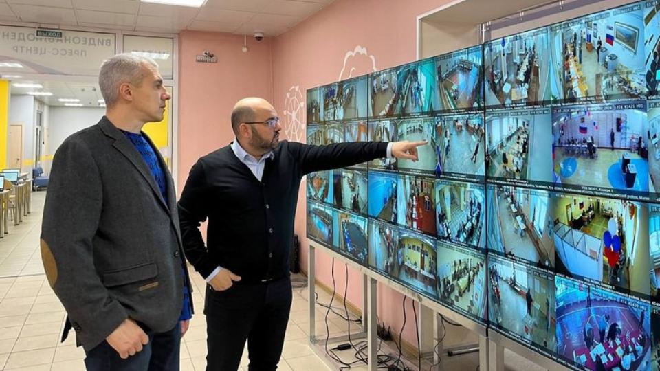 Круглосуточный мониторинг выборов президента России в Челябинской области ведут почти 7,4 тысячи наблюдателей