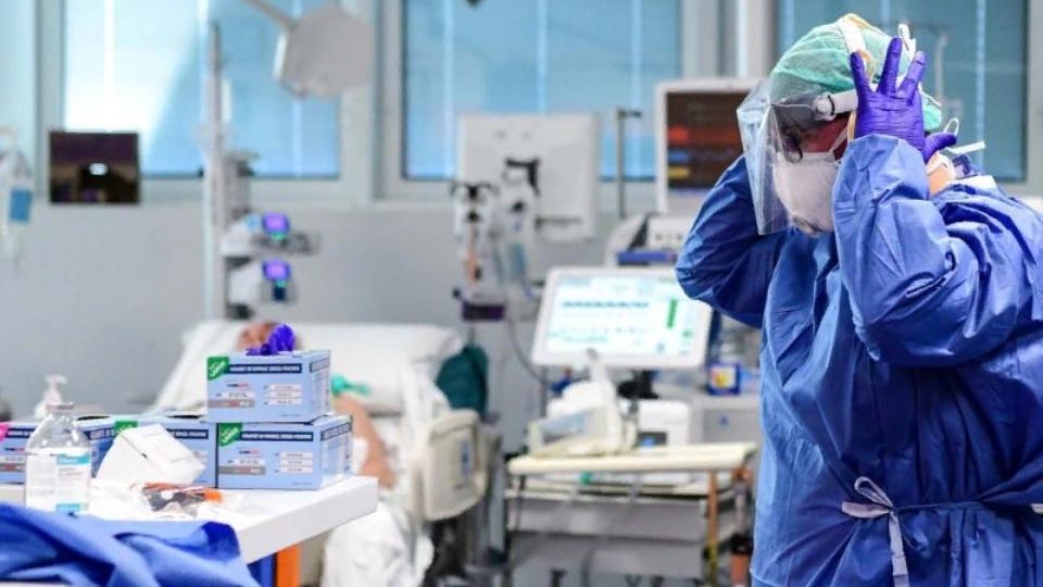 «Легкие становятся как плотная резина»: В Минздраве рассказали о том ...