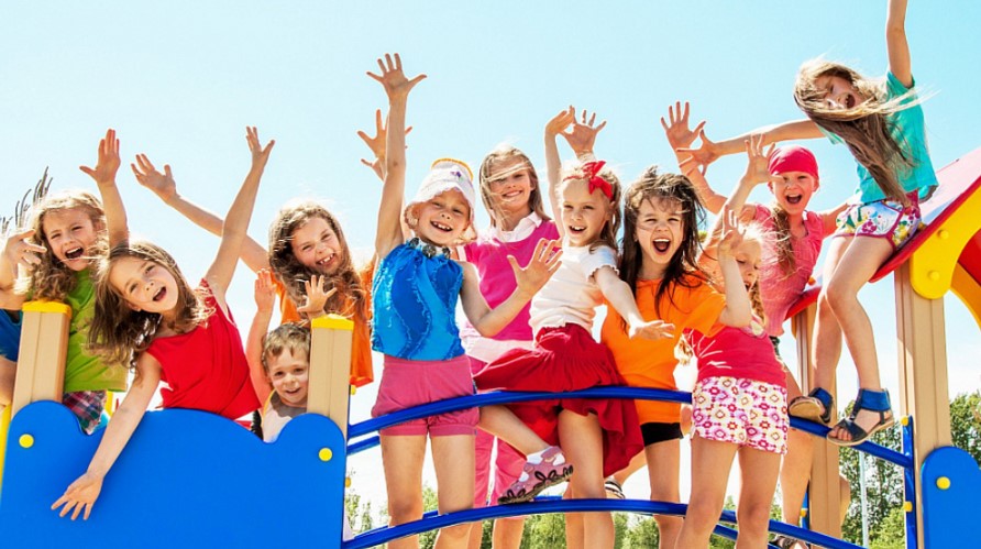 В 2022 году россияне получат компенсацию за путевки в детские лагеря