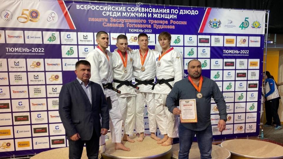 Южноуральские дзюдоисты завоевали шесть медалей на всероссийском турнире