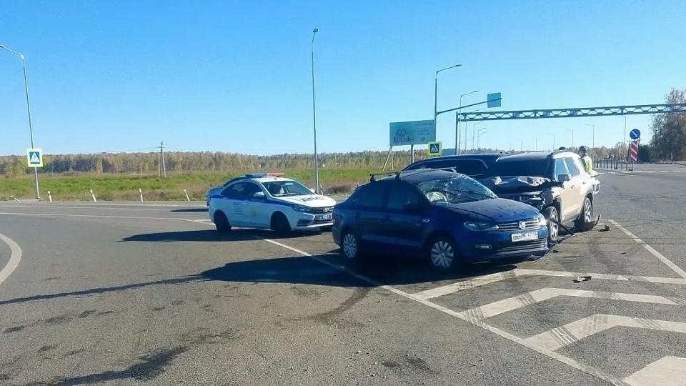 Водитель Volkswagen погиб в ДТП с кроссовером под Челябинском