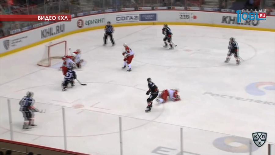 В 21:30 смотрите прямую трансляцию матча "Витязь"-"Трактор"