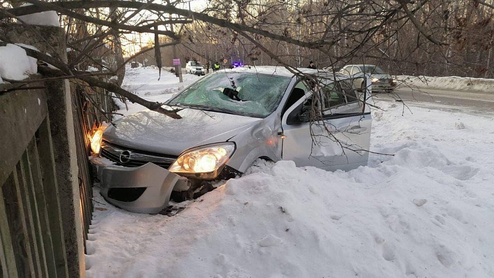 В Озерске водителя, сбившего двух девочек, заключили под стражу на два месяца