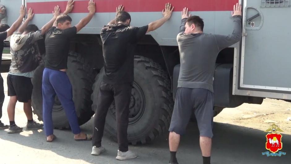 С начала года из Челябинской области выдворили почти 800 мигрантов