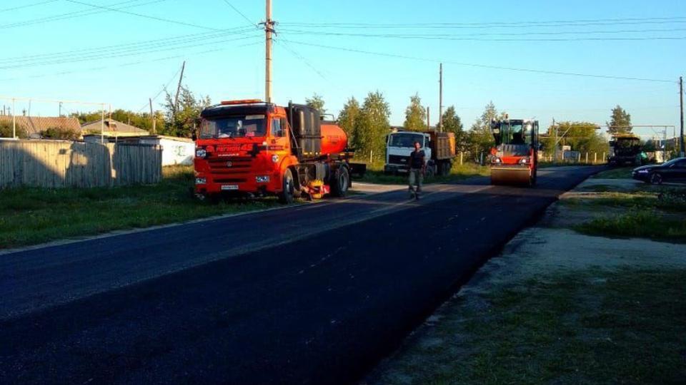 В Варненском районе на средства областного бюджета обновили сельские дороги