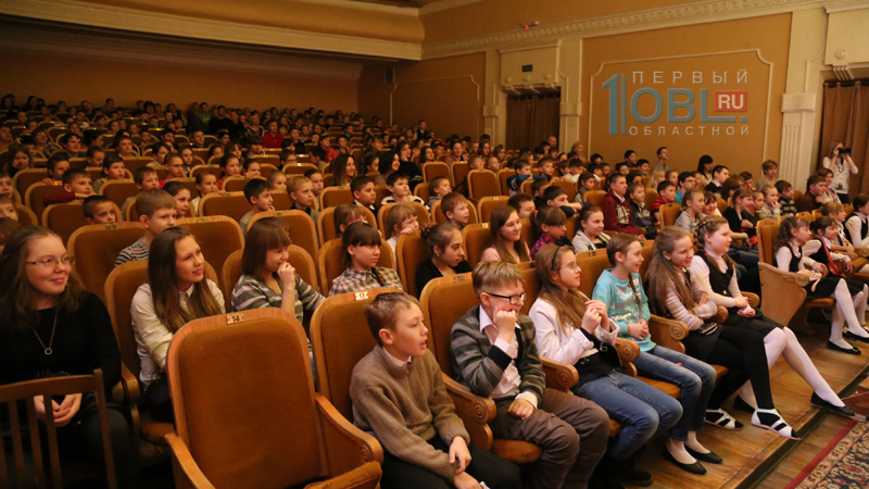 Спектакль-3.jpg Спектакль-3.jpg