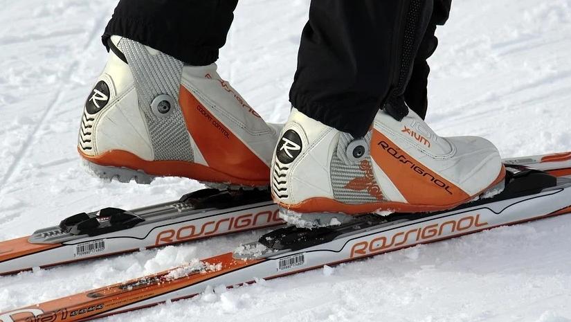 В крещенскую ночь жители Чесменского района совершили поход на лыжах к святому источнику