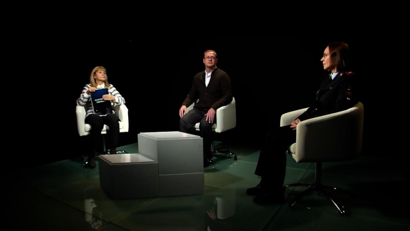 В «Анатомии обмана» расскажут, почему нельзя сообщать смс-коды курьерам