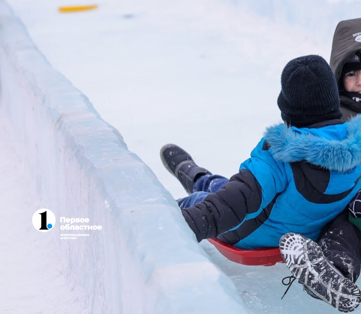 В Челябинской области полиция проводит проверку после перелома позвоночника ребенка на горке