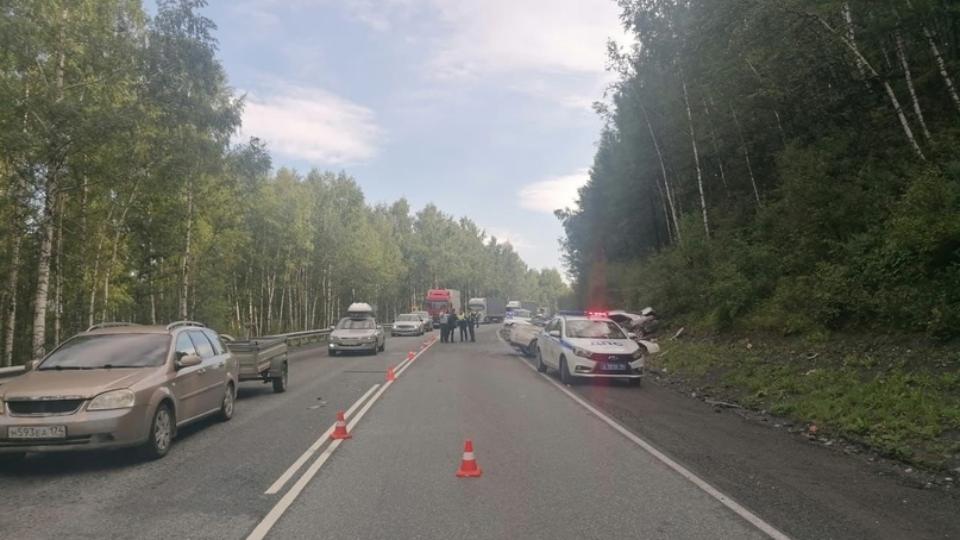 Два человека погибли в лобовом ДТП на трассе М-5 в Челябинской области