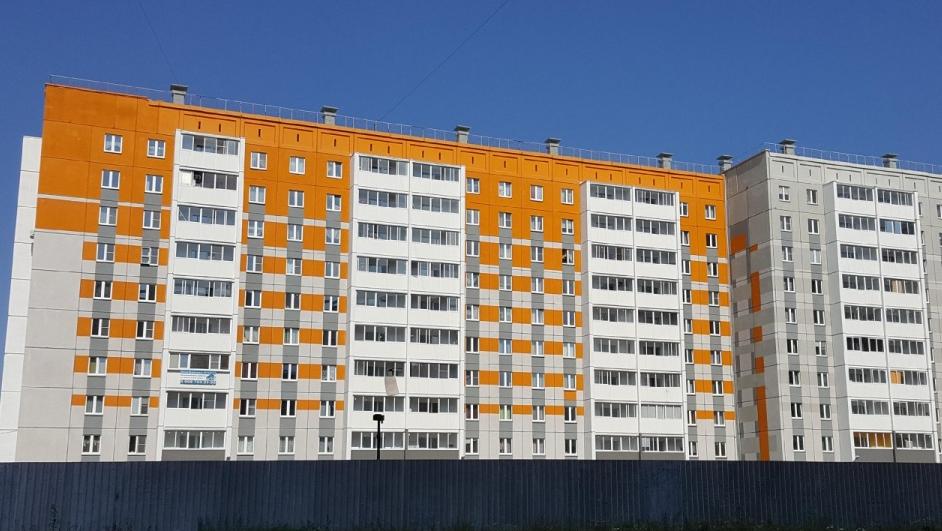 В микрорайоне Парковом в Челябинске неизвестные взорвали петарду в подъезде многоэтажки