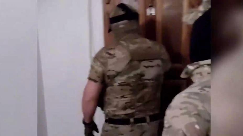 В Челябинске мужчину задержали за призывы против госбезопасности