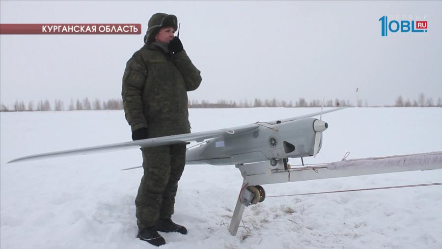 Учения: беспилотники навели бомбовый удар на «тренировочный лагерь» боевиков