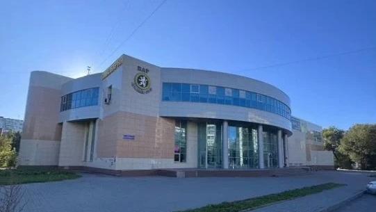 Здание на северо-западе Челябинска продают за 600 млн рублей