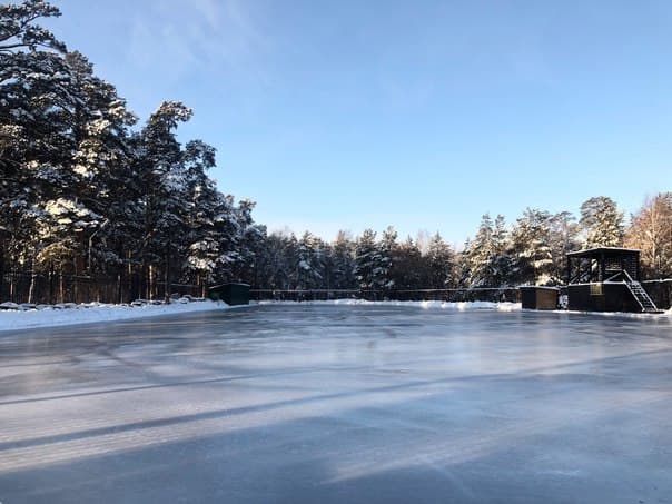 Каток в парке Гагарина работает последние дни