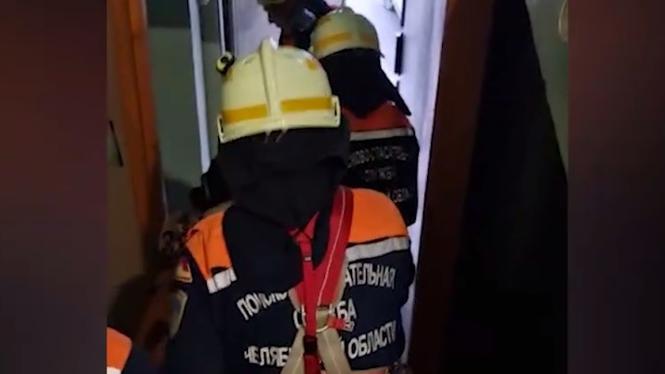 В Магнитогорске годовалая девочка выпала из окна пятого этажа